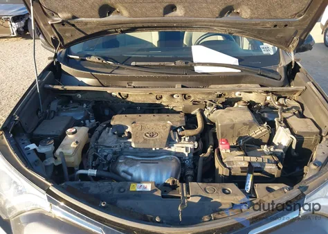 2018 Toyota Rav4 Xle z USA, uszkodzony, nr VIN JTMWFREV7JJ723454